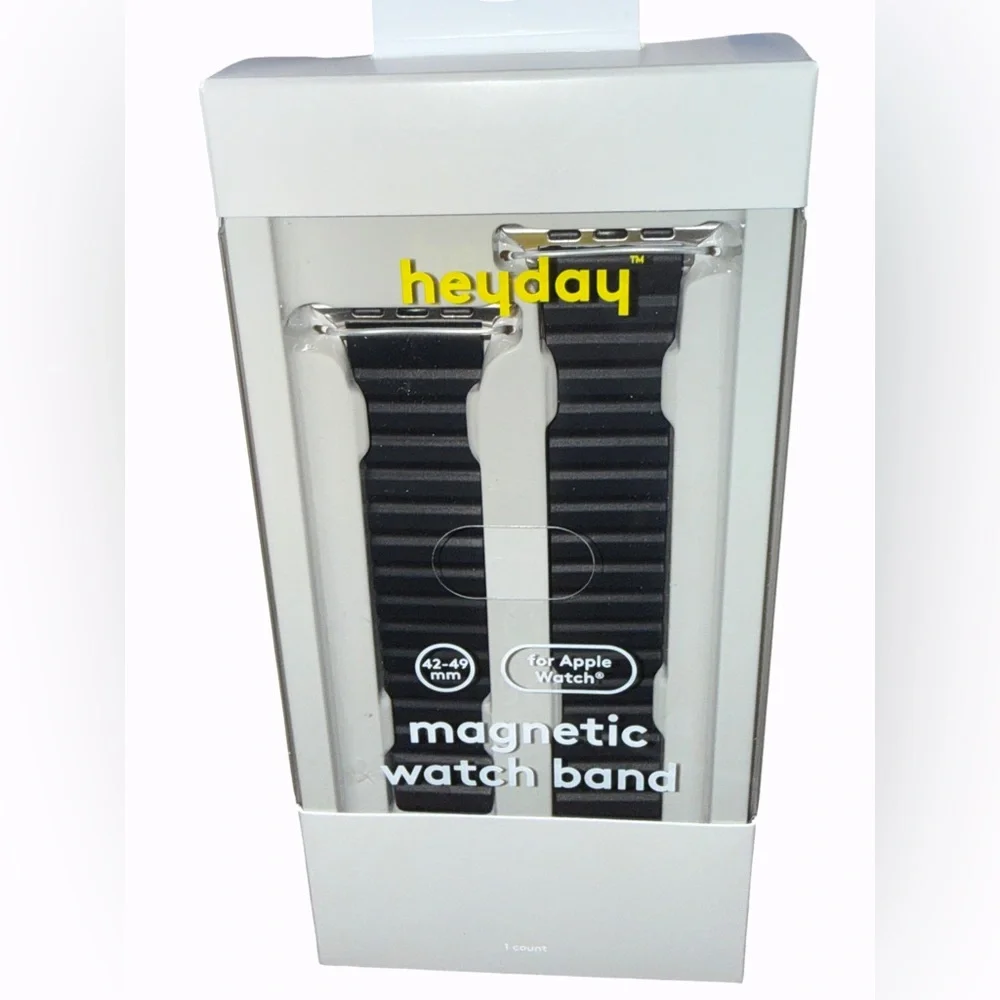 Heyday Black Magnetic Apple Watch Band 42-49 mm Adjustable Strap New In Box
